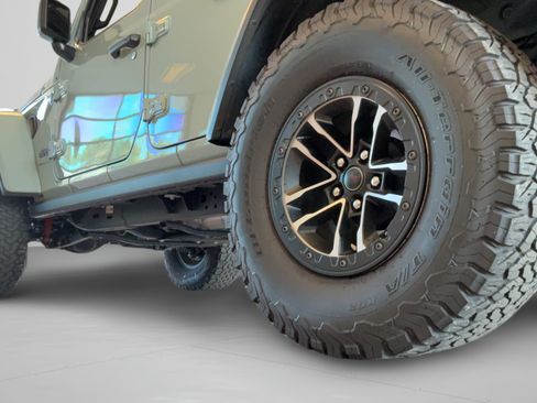 Used 2024 Jeep Wrangler Unlimited Rubicon AWD/4WD image 54