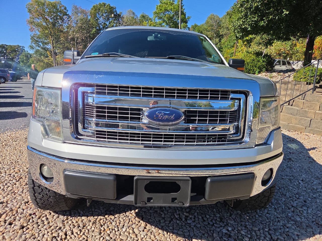 Used 2013 Ford F150 XLT w/ XLT Chrome Pkg AWD/4WD image 2