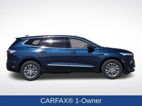 Used 2024 Buick Enclave Essence w/ Technology Package AWD/4WD image 2
