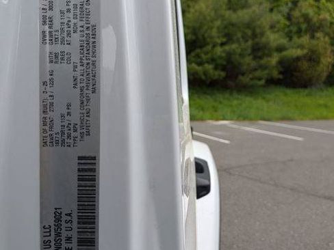 Certified 2025 Jeep Wrangler Unlimited Sahara AWD/4WD image 29