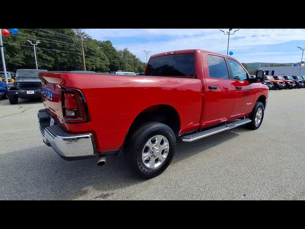 Used 2026 RAM 2500 Big Horn AWD/4WD image 8