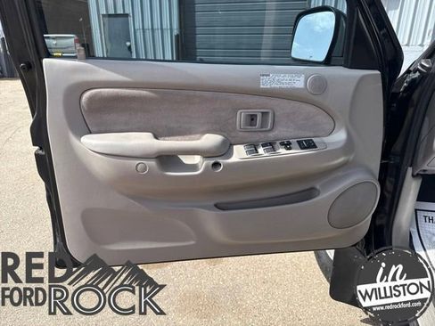 Used 2001 Toyota Tacoma 4x4 Double Cab image 10