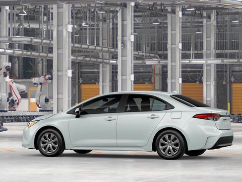 New 2026 Toyota Corolla LE FWD image 5