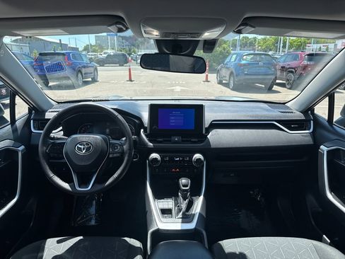 Used 2024 Toyota RAV4 XLE w/ Convenience Package AWD/4WD image 10