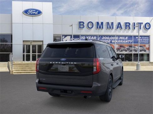 New 2025 Ford Expedition Active image 8