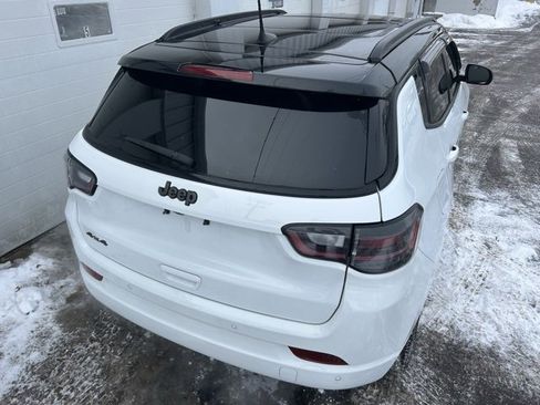 Certified 2025 Jeep Compass Limited w/ High Altitude Package image 5