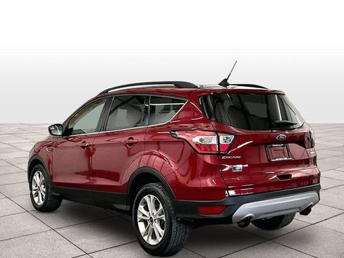 Used 2018 Ford Escape SE w/ SE Sync 3 Package FWD image 10