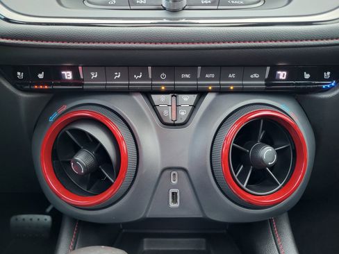 Used 2019 Chevrolet Blazer RS image 42