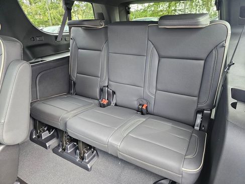 New 2026 GMC Yukon XL Elevation w/ Elevation Premium Package image 18