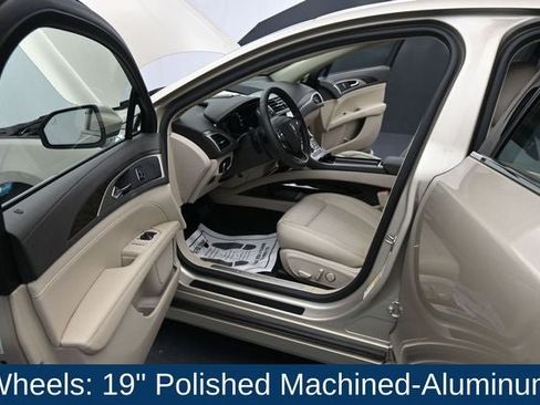 Used 2017 Lincoln MKZ Select w/ Select Plus Package FWD image 18
