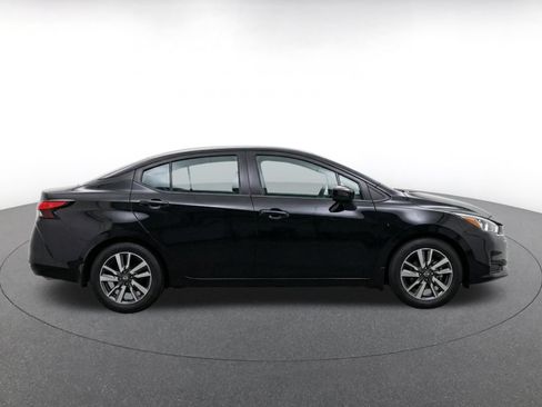 Used 2025 Nissan Versa SV FWD image 10