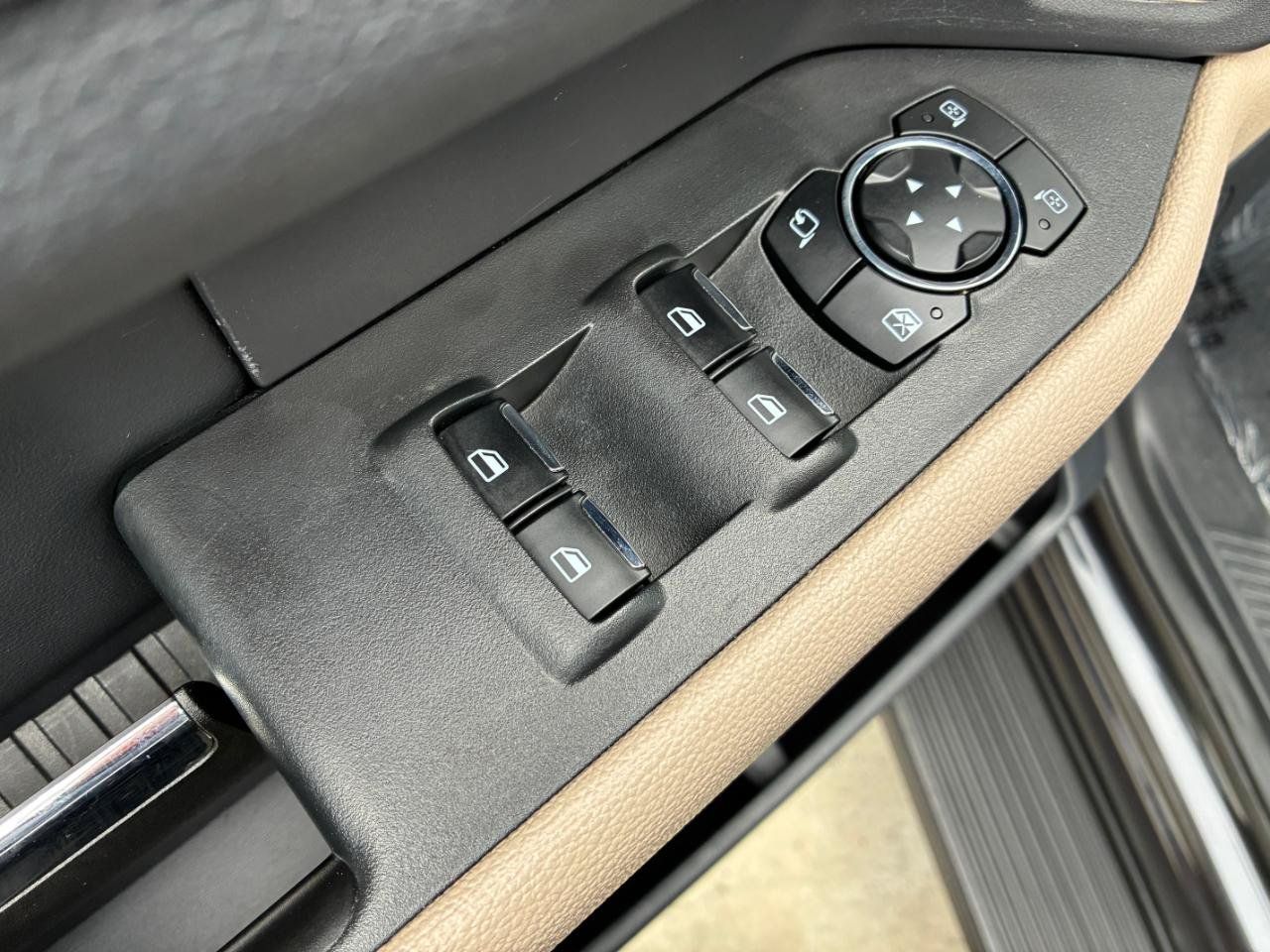 Used 2024 Ford Expedition Limited RWD image 10