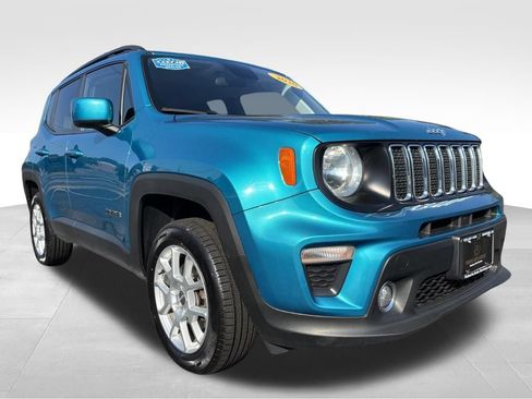 Used 2020 Jeep Renegade Latitude w/ Cold Weather Group AWD/4WD image 7