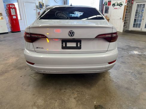 Used 2019 Volkswagen Jetta S image 4