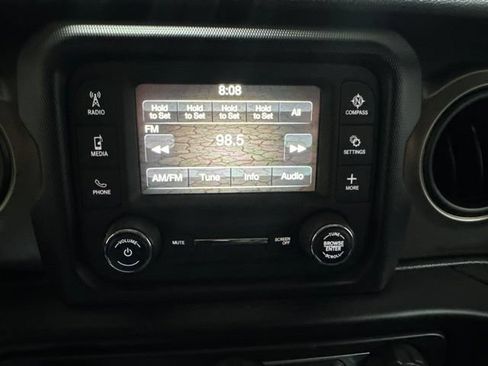 Used 2019 Jeep Wrangler Unlimited Sport S AWD/4WD image 15