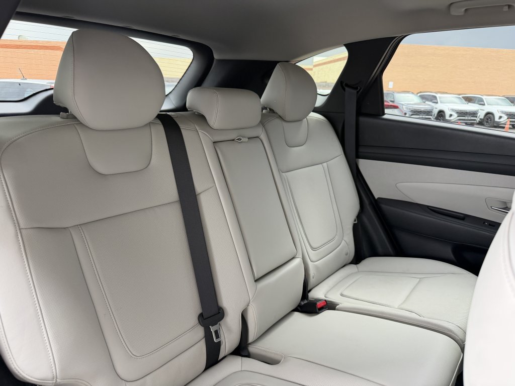 Used 2025 Hyundai Tucson SEL FWD image 38