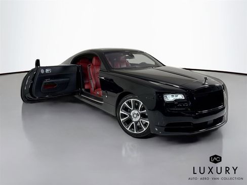 Used 2019 Rolls-Royce Wraith image 3
