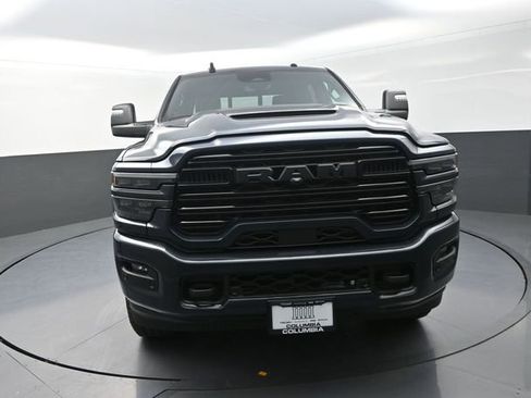 New 2026 RAM 2500 Laramie AWD/4WD image 4