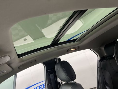 Certified 2024 Buick Encore GX Sport Touring w/ Experience Buick Package image 19