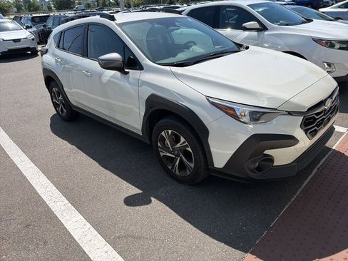 Used 2024 Subaru Crosstrek 2.0i Premium AWD/4WD image 3