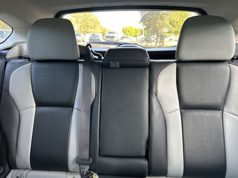 Used 2019 Subaru Crosstrek 2.0i Limited image 14