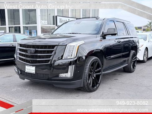 Used 2017 Cadillac Escalade Luxury w/ LPO, Radiant Package AWD/4WD image 1