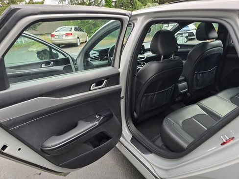 Used 2021 Kia K5 GT-Line w/ GT-Line FWD Premium Package image 9