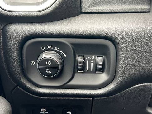 New 2026 RAM 1500 Big Horn AWD/4WD image 17