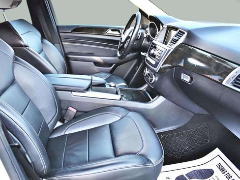 Used 2015 Mercedes-Benz ML 350 2WD image 25