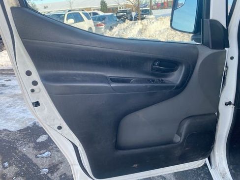 Used 2017 Chevrolet City Express LT FWD image 5