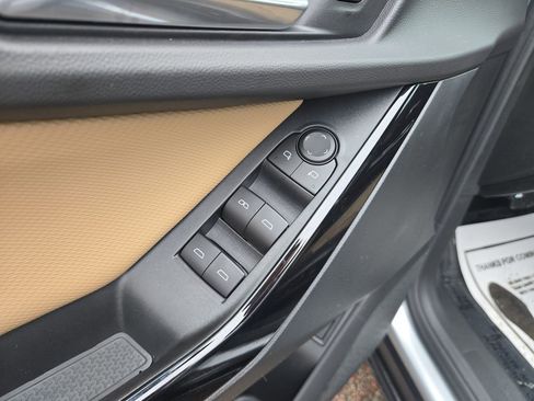 Used 2025 Chevrolet Equinox ACTIV image 13