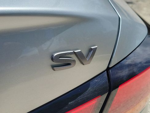 Used 2024 Nissan Altima 2.5 SV image 8