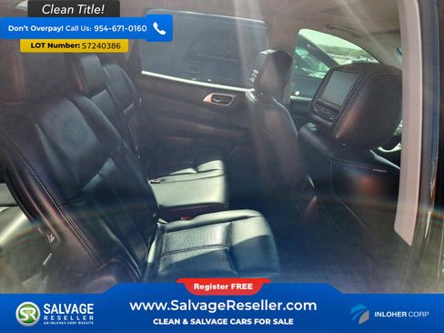 Used 2017 Nissan Pathfinder Platinum FWD image 13