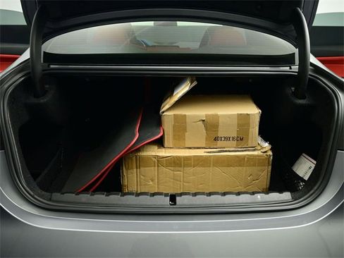 Used 2022 BMW M4 xDrive Competition w/ M Carbon Exterior Package image 39