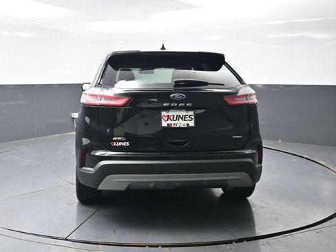 Used 2024 Ford Edge SEL AWD/4WD image 12