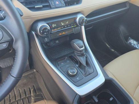 Used 2024 Toyota RAV4 XLE Premium image 16