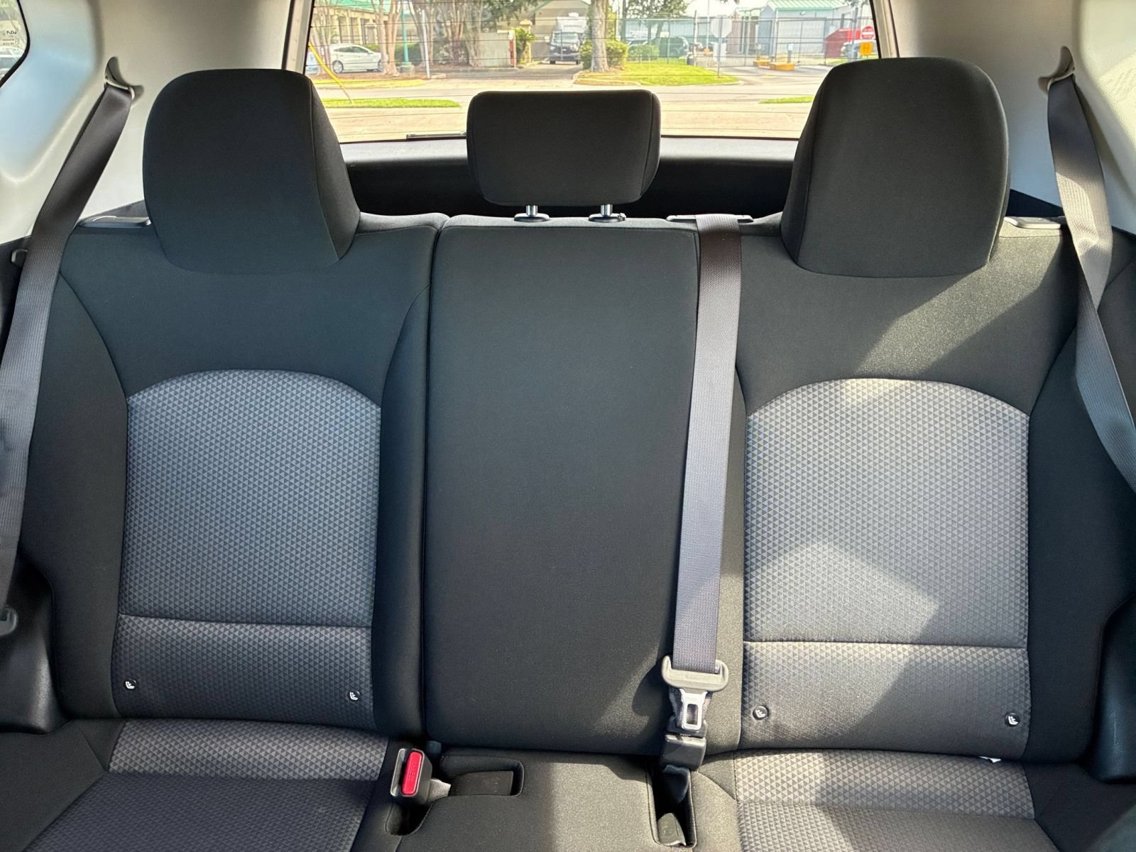 Used 2025 Kia Soul LX w/ LX Technology Package FWD image 35