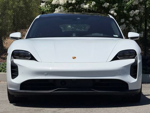 Certified 2023 Porsche Taycan GTS AWD/4WD image 10