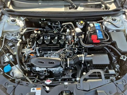 Used 2025 Honda Accord SE image 34