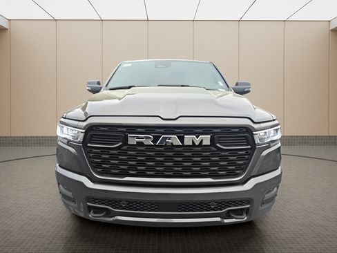 Used 2025 RAM 1500 Big Horn AWD/4WD image 8