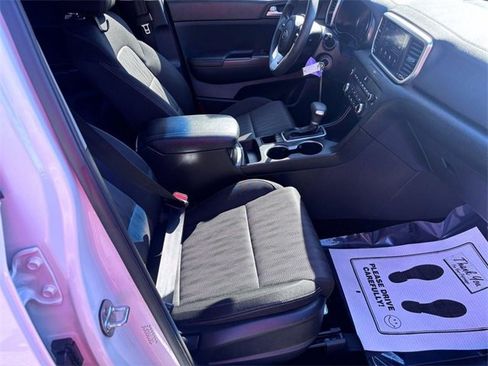 Used 2020 Kia Sportage LX image 27