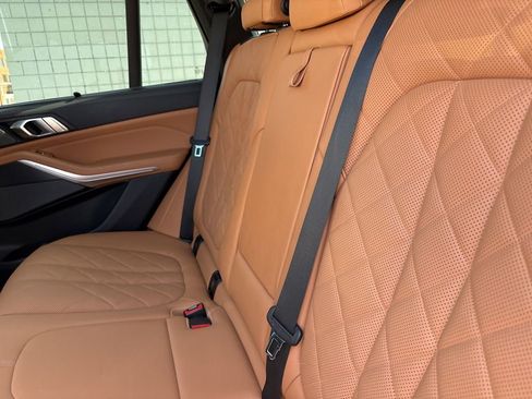 Used 2023 BMW X5 xDrive40i w/ M Sport Package image 7