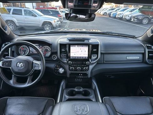 Used 2024 RAM 1500 Laramie image 25