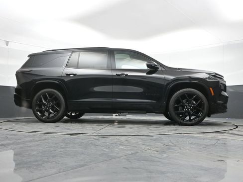 Used 2024 Chevrolet Traverse RS w/ LPO, Floor Liner Package image 48