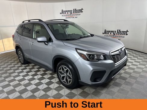 Used 2020 Subaru Forester Premium AWD/4WD image 5