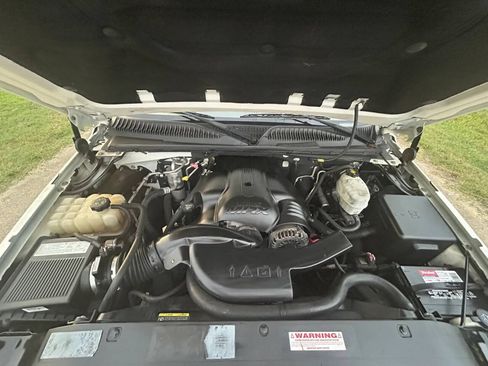 Used 2006 Cadillac Escalade AWD image 25