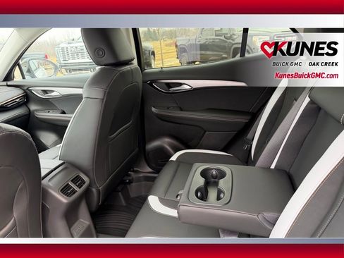 New 2026 Buick Envision Sport Touring image 10