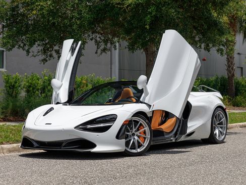 Used 2020 McLaren 720S Spider RWD image 36