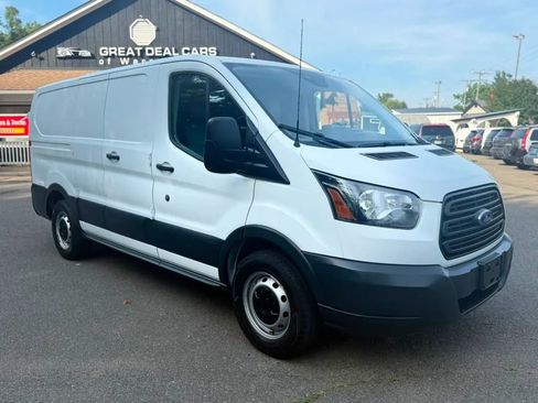 Used 2017 Ford Transit 150 130 Low Roof RWD image 9