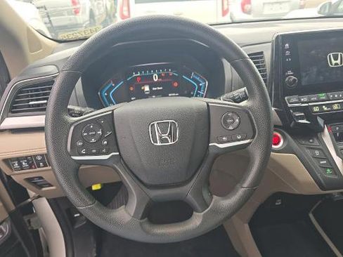 Used 2022 Honda Odyssey EX image 6